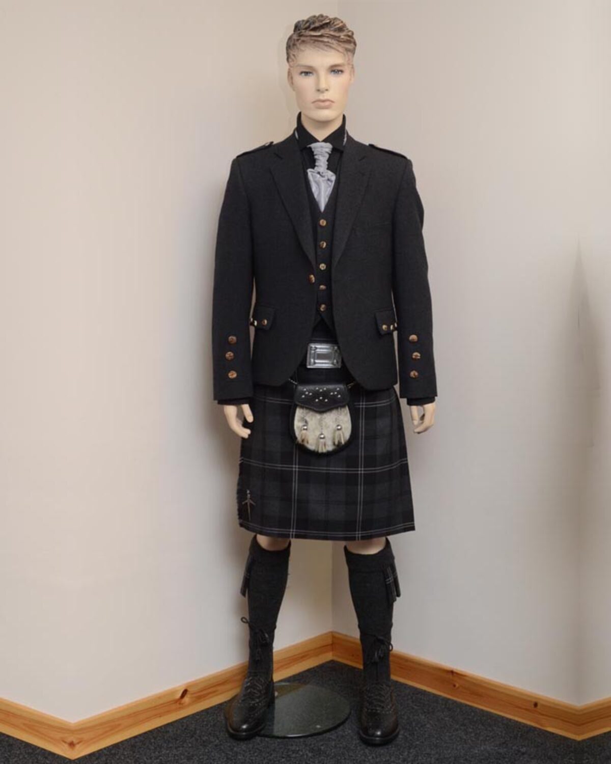 Grey clearance kilt suit