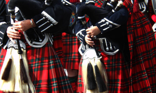 What’s the traditional kilt worn in Scotland?