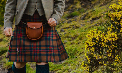 How To Wear a Kilt And Accessories?