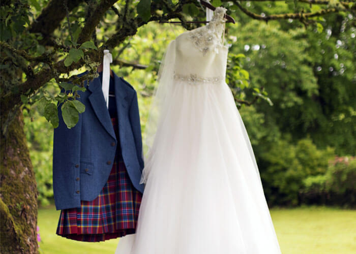 Do-Scottish-Wedding-Garments-Vary-by-Region-or-Clan