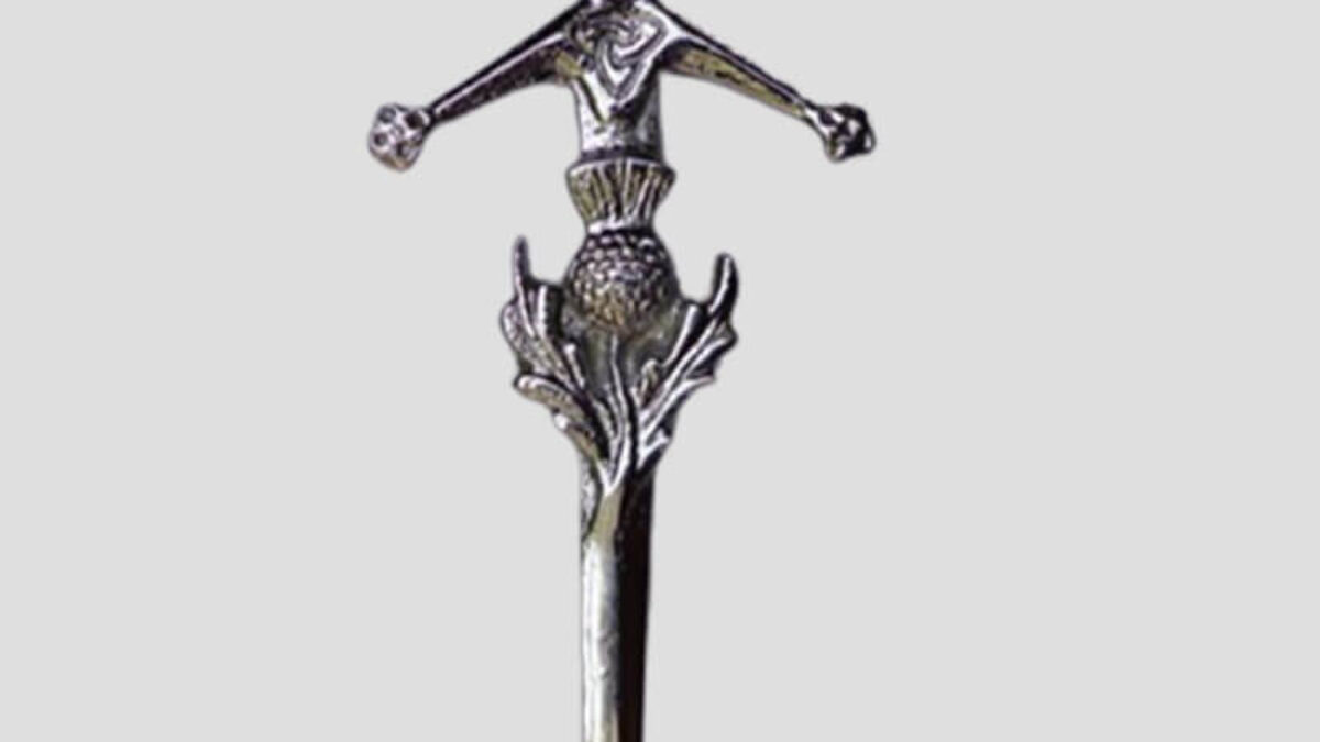 Harp Kilt Pin Silver