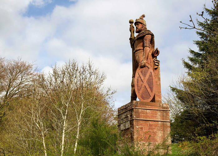 How Tall Was William Wallace? Unveiling a Scottish Legend