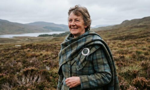 What Do Scottish Women Wear? A Complete Guide to Traditional and Modern Scottish Fashion