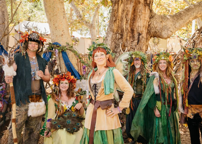 What to Wear to a Renaissance Festival?