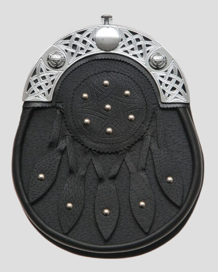 Deluxe Cantle Leaf Black Leather Hunting Sporran - Brass & Chrome