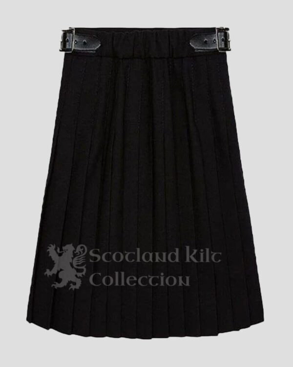 Women tartan kilt In black